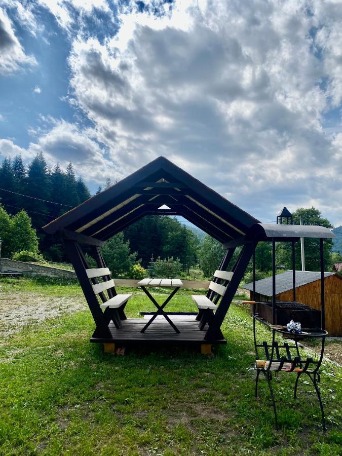 Лучка Villa Mykulychyn Ngoại thất bức ảnh