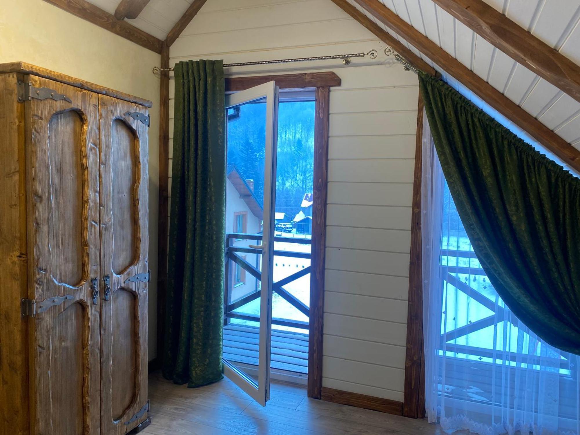 Лучка Villa Mykulychyn Ngoại thất bức ảnh